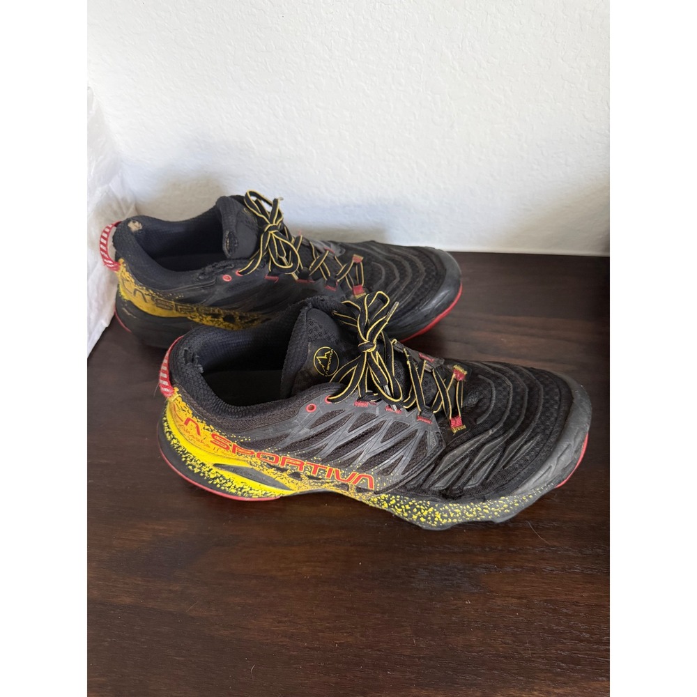 La Sportiva Akasha II Trail Running Shoes Mens 11 Black Yellow Red